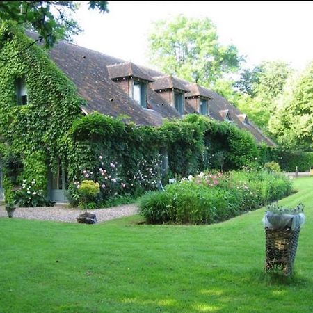Logis De La Paqueraie Bed and Breakfast Saint-Branchs Eksteriør billede