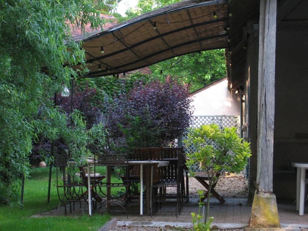Logis De La Paqueraie Bed and Breakfast Saint-Branchs Eksteriør billede