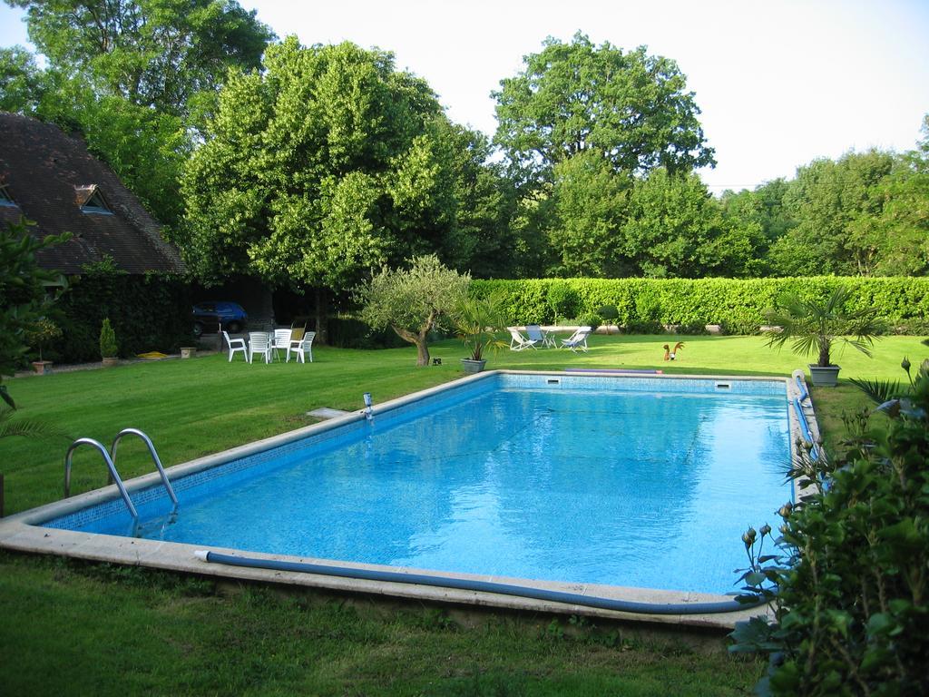 Logis De La Paqueraie Bed and Breakfast Saint-Branchs Eksteriør billede