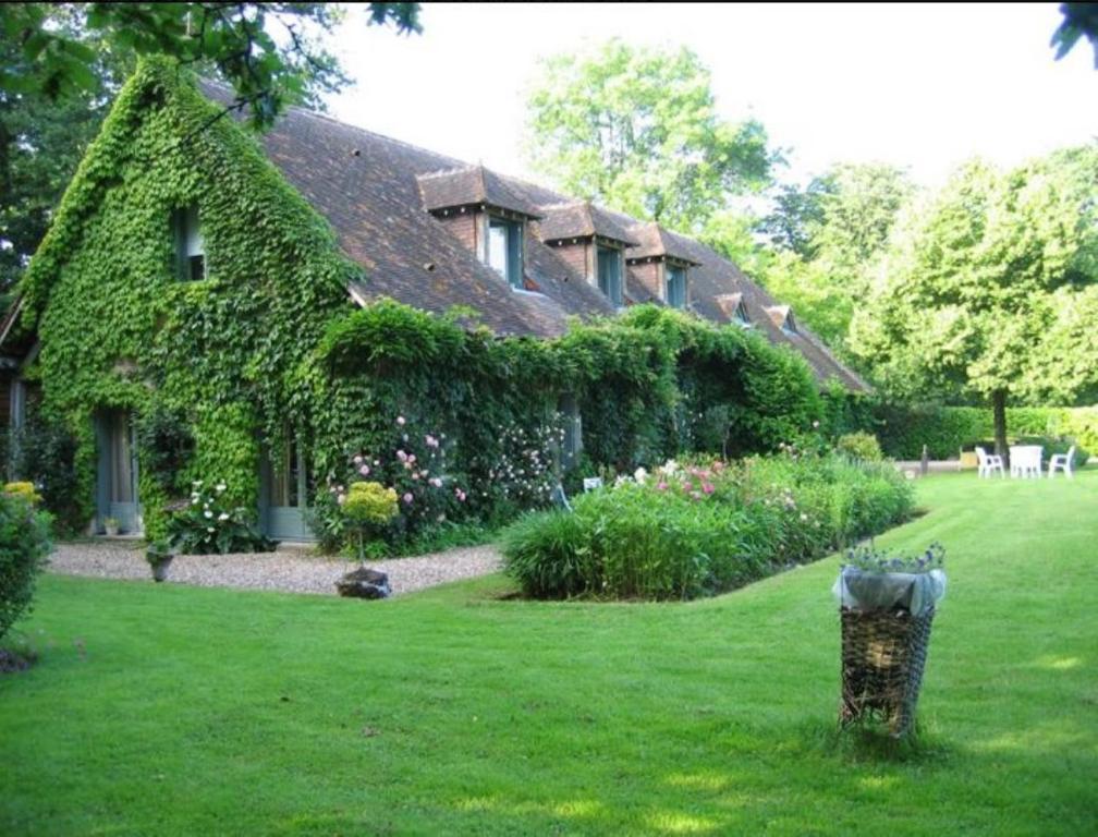 Logis De La Paqueraie Bed and Breakfast Saint-Branchs Eksteriør billede