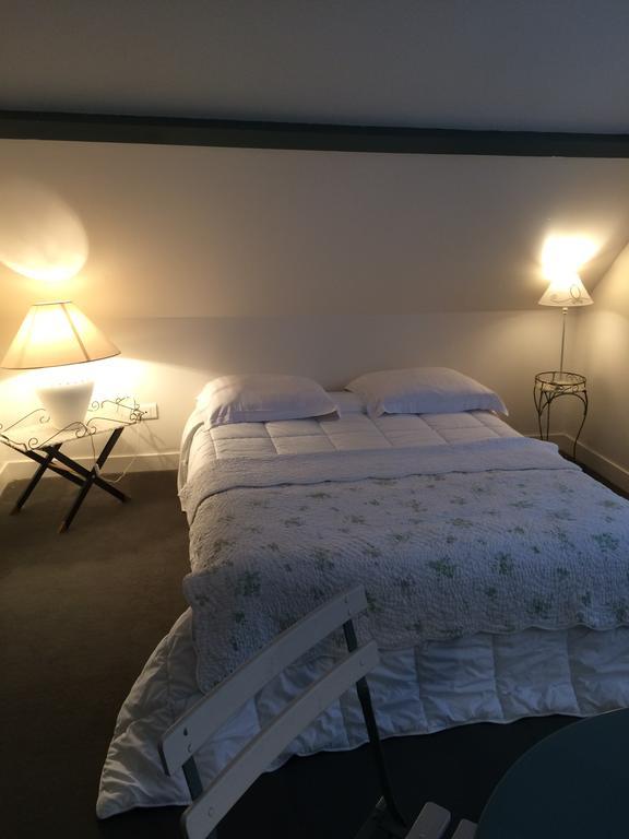 Logis De La Paqueraie Bed and Breakfast Saint-Branchs Eksteriør billede