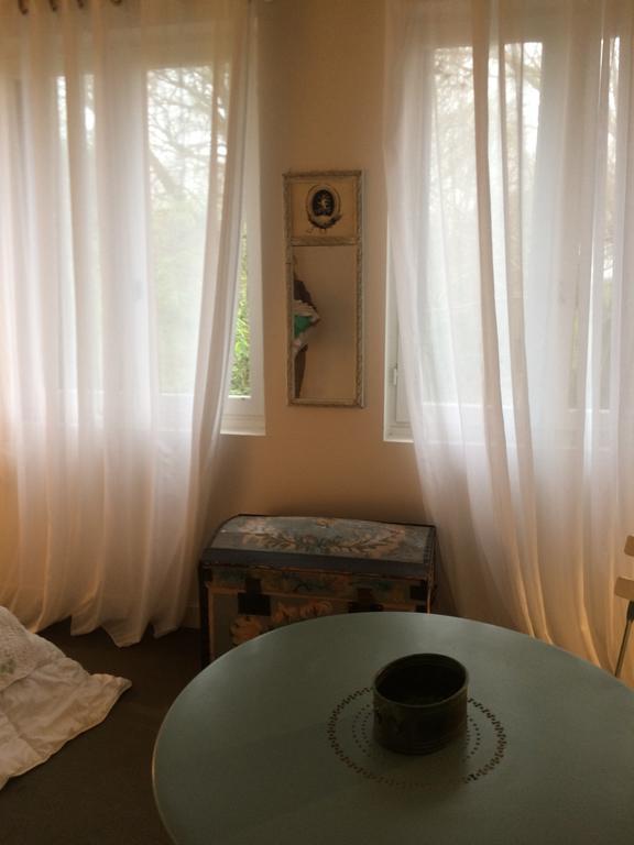 Logis De La Paqueraie Bed and Breakfast Saint-Branchs Eksteriør billede
