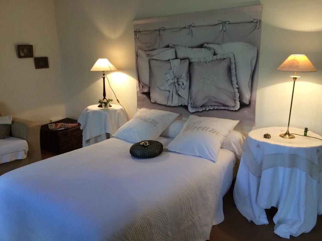 Logis De La Paqueraie Bed and Breakfast Saint-Branchs Eksteriør billede
